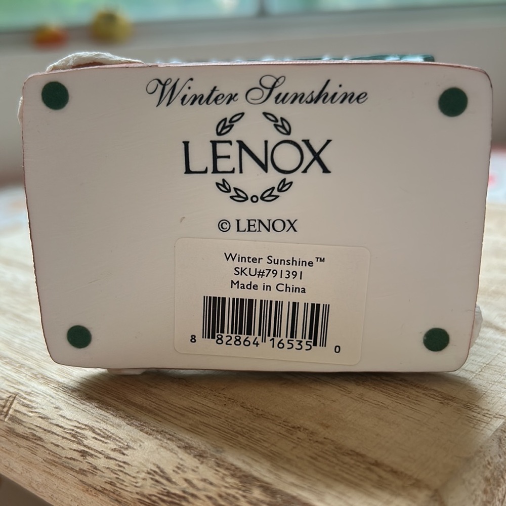 “Lenox “Winter Sunshine” Sleeping Gray Kitty Cat & Curious Bird Figurine New - Picture 4 of 11